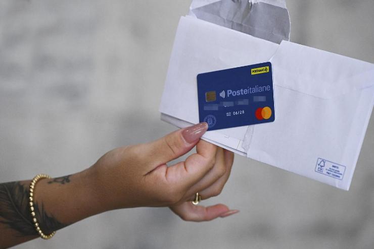 Carta Dedicata a Te 2025: come ottenere il bonus alimentare da 500 euro