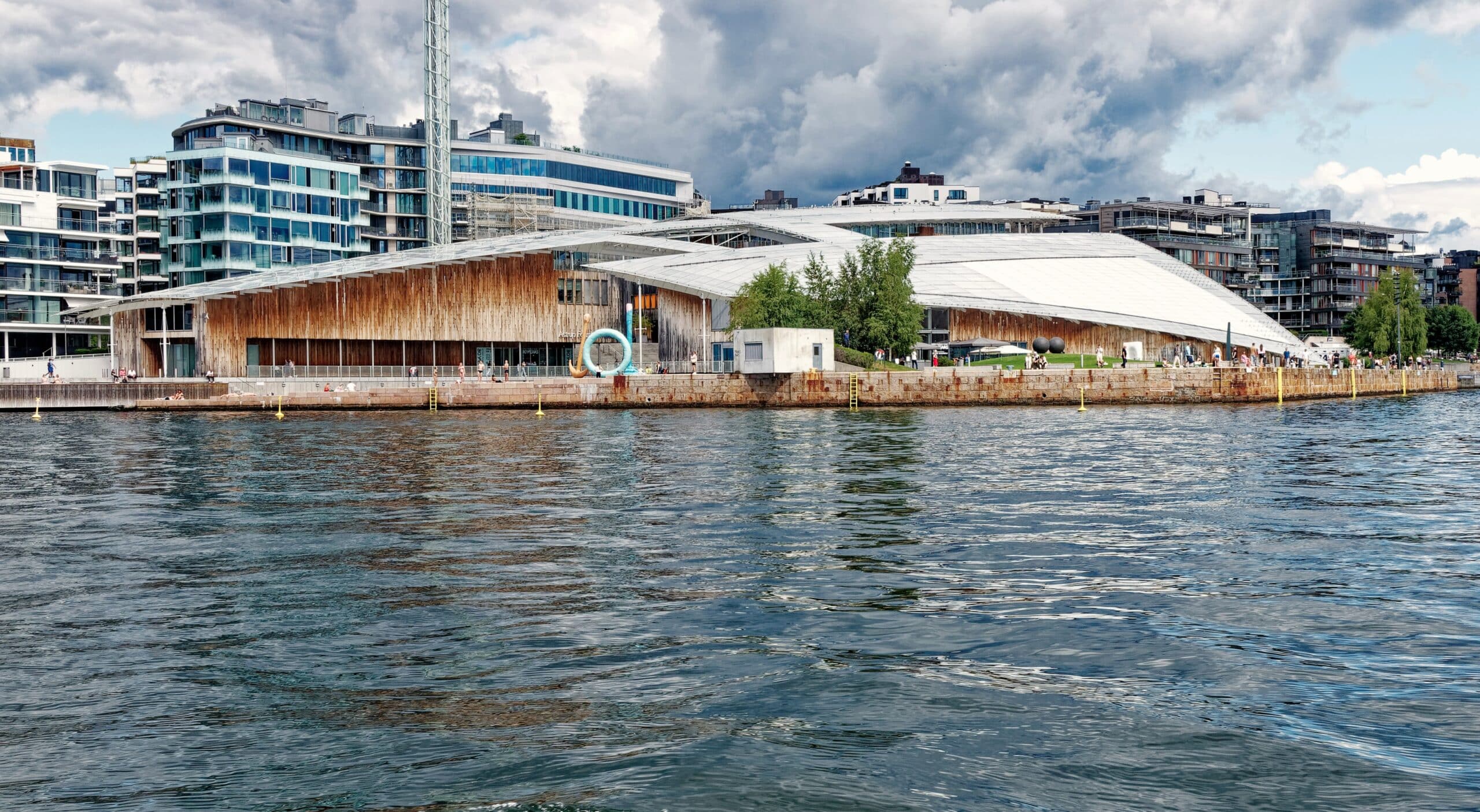 Stararchitekt Renzo Piano entwarf die neuen Gebaude des Astrup Fearnley Museums. 10 scaled