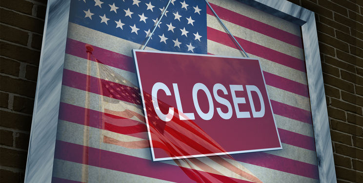 Shutdown USA da record 36 giorni di paralisi tra stipendi bloccati e voli cancellati