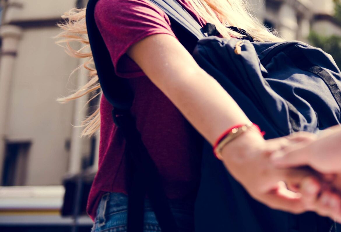 Venezia, 52enne fa sesso con 15enne. Tribunale lo assolve: “Lei era consenziente”