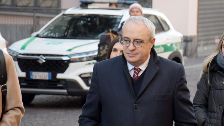 40ebefca593300c102e95ec9d1e67266