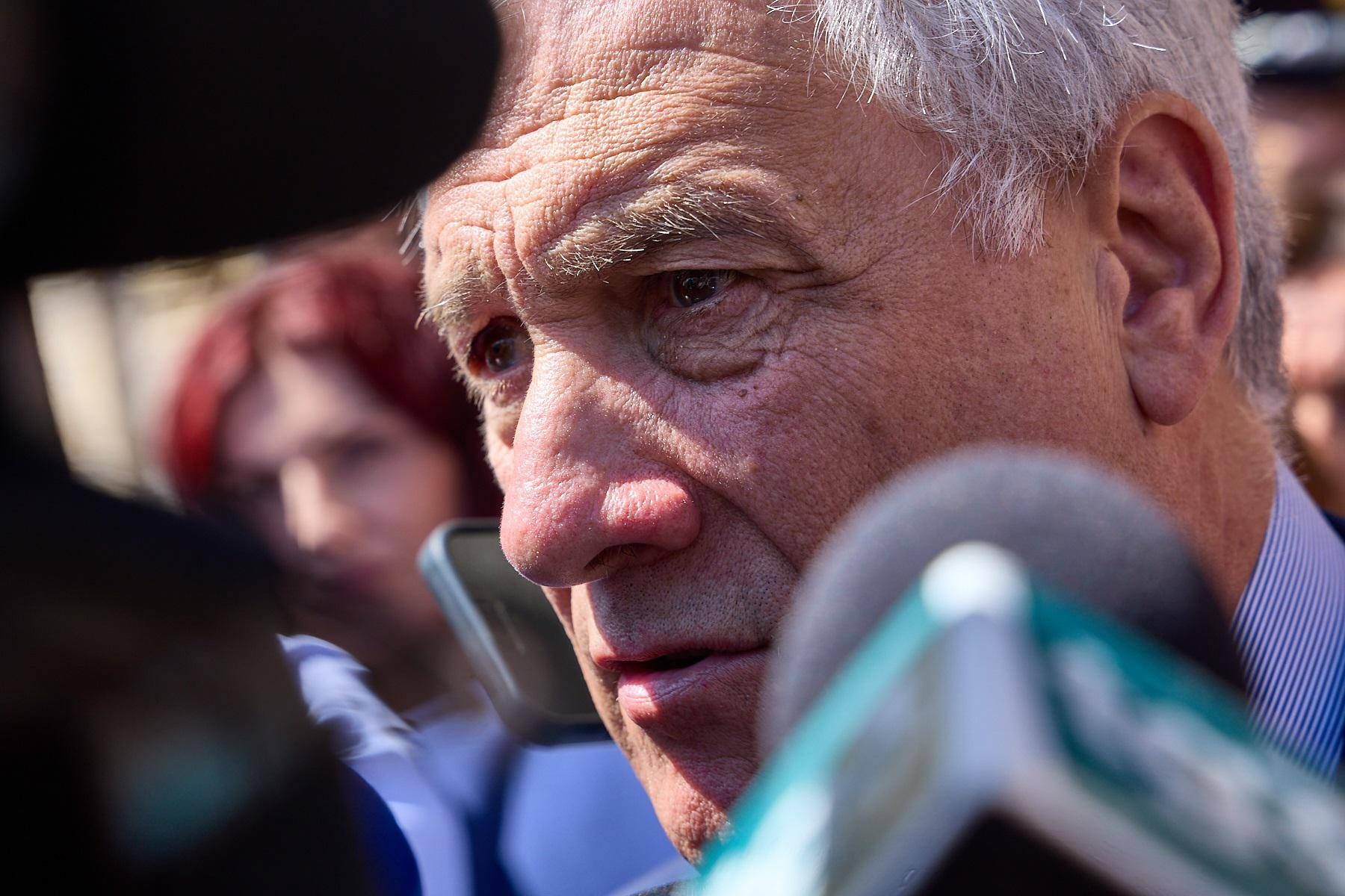 ancona tajani e ciccioli in visita alla mole vanvitelliana