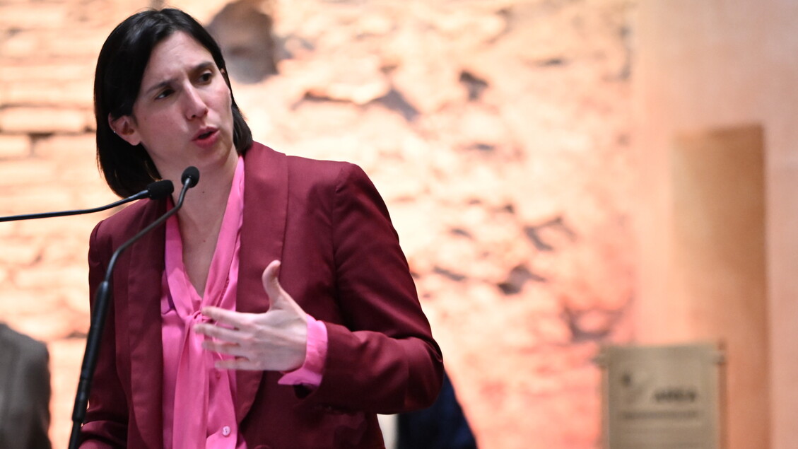 Schlein, serve ora il no all’uso delle basi militari, viola la Carta