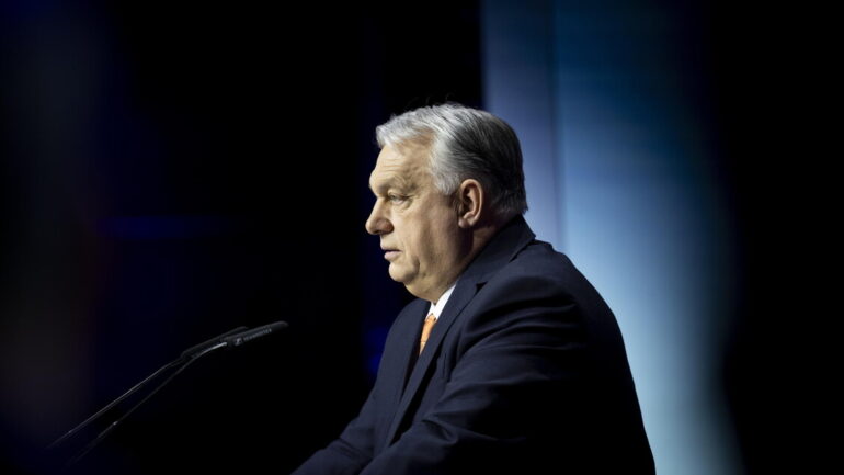 3c81649d1bf1b33cdd989f10cde24583