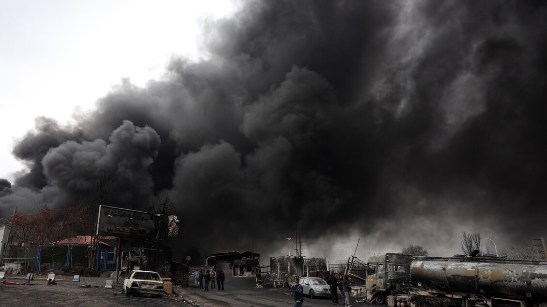 Trump all’Iran, ‘colpiremo più duro con blocco delle forniture di petrolio’