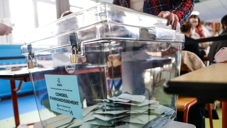 68947fb93d45cf7322075cd24cd62f8d