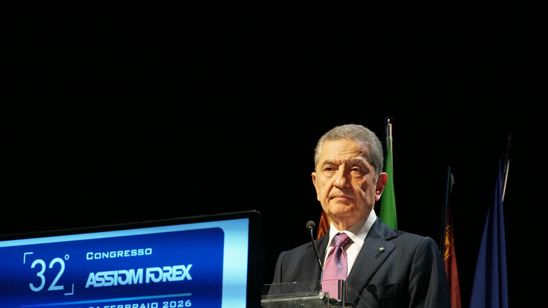 8f3ad01b4971f3c4c870736647a9889e