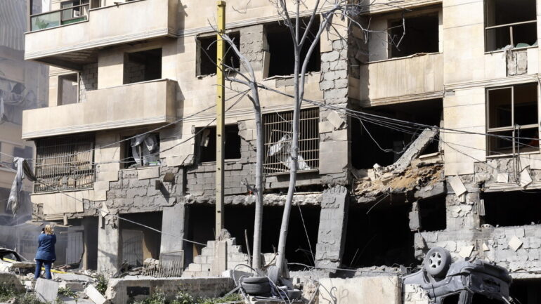 90d883ef48248789c6128c04c64a581f