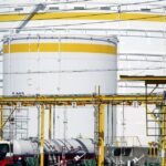 93fbe10121e75f36200ceb60ebe5215e