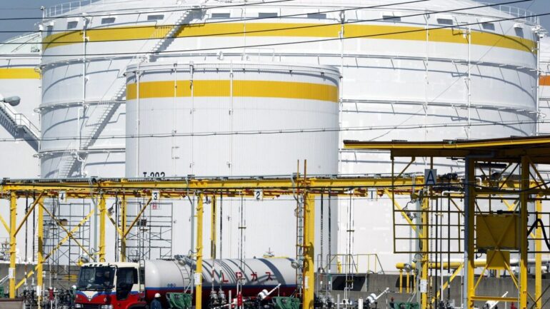 93fbe10121e75f36200ceb60ebe5215e