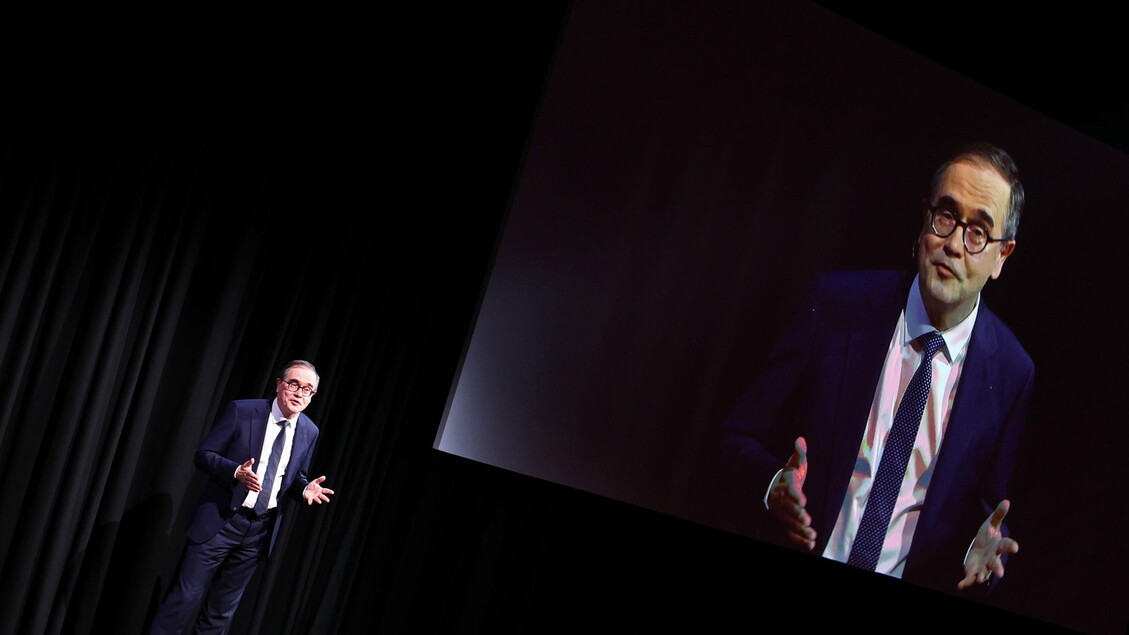 Gruppo Renault, Provost annuncia 36 nuovi modelli entro il 2030. Rimane l’ibrido