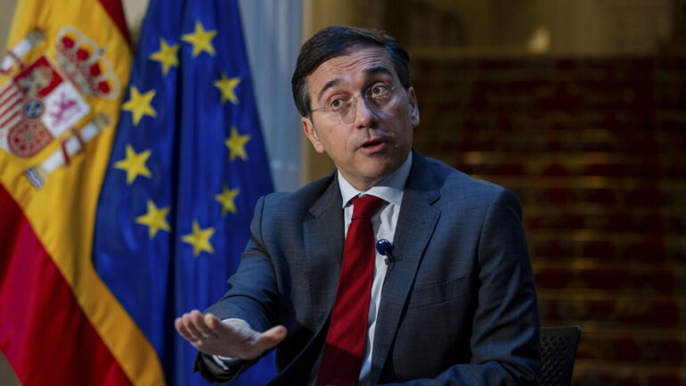 9e377a5fdefabbb3b3ca113f3fd6c8c8