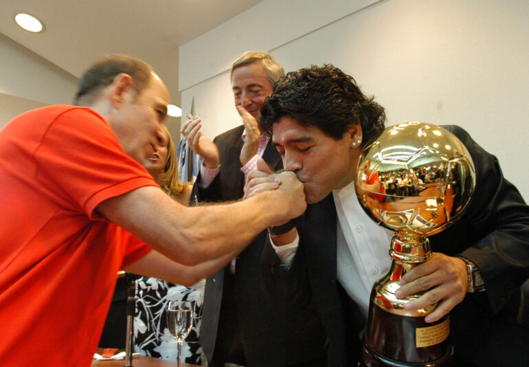 Maradona y Bochini