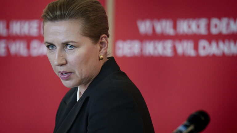 ad585a3695a16301ea543f01230e116a