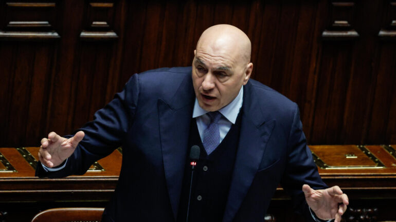 ca389e6a7cb4d5bba9771c190dc7f595