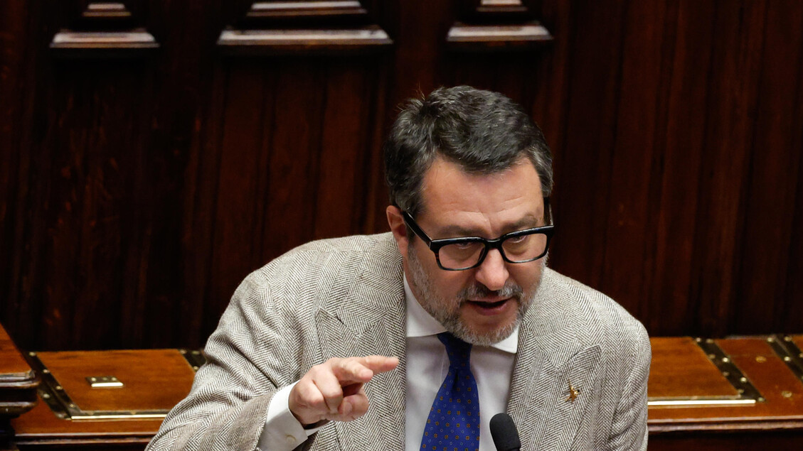 Salvini, famiglia nel bosco un caso di violenza istituzionale raccapricciante