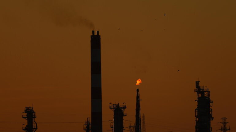 2d7f4f129ff7954b112279c1a5252542