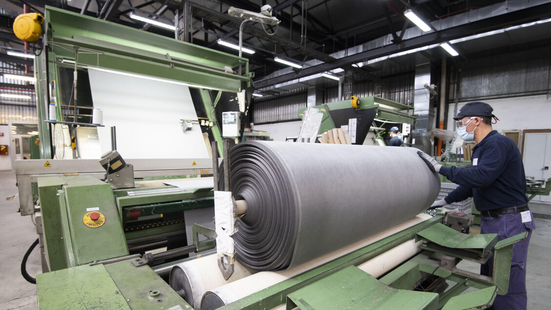 Eurostat, in Italia l’occupazione sale al 62,5% ma è l’ultima in Ue