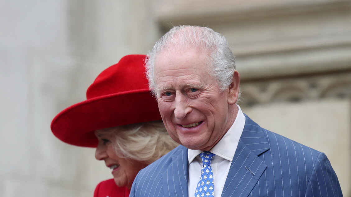 Re Carlo e Camilla atterrati a Washington, tra poco il te’ con Trump