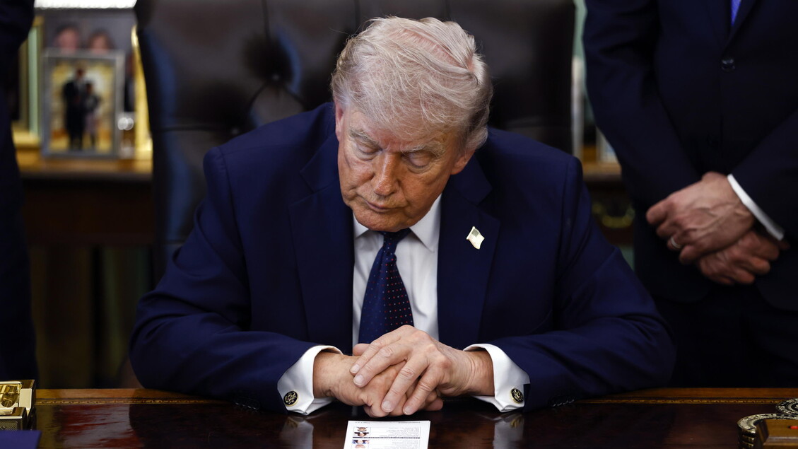 Trump, ‘dall’Iran nuovo documento dopo stop al viaggio inviati Usa in Pakistan’