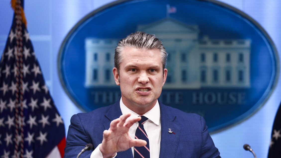 Axios, Dem presentano risoluzione d’impeachment contro Hegseth