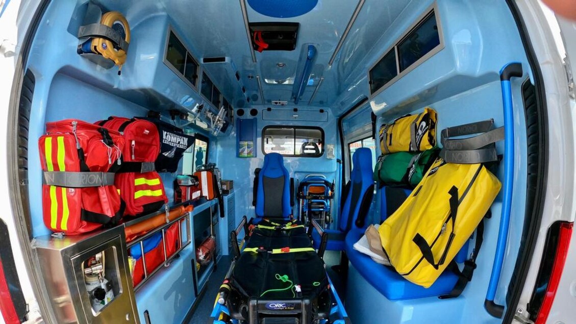 Bimba di 18 mesi rimane incastrata nel tosaerba, è gravissima