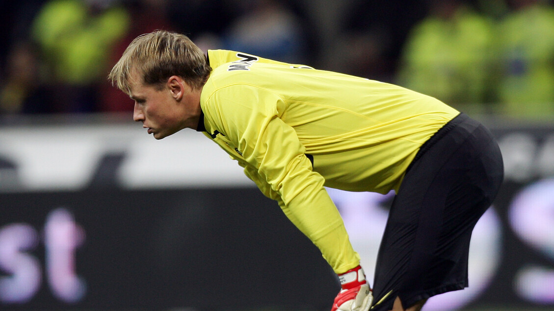 Morto in un incidente stradale a 48 anni l’ex portiere austriaco Manninger