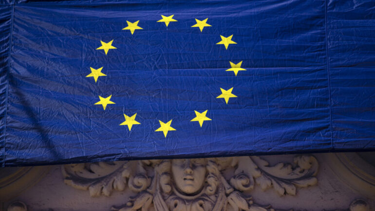 aff259052ec6dd71ccf9f3a61252f7b8