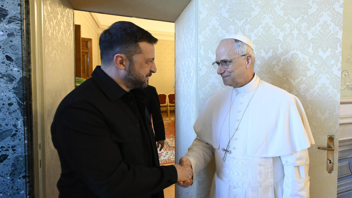 Colloquio tra il Papa e Zelensky, ‘si auspica pace giusta e duratura’