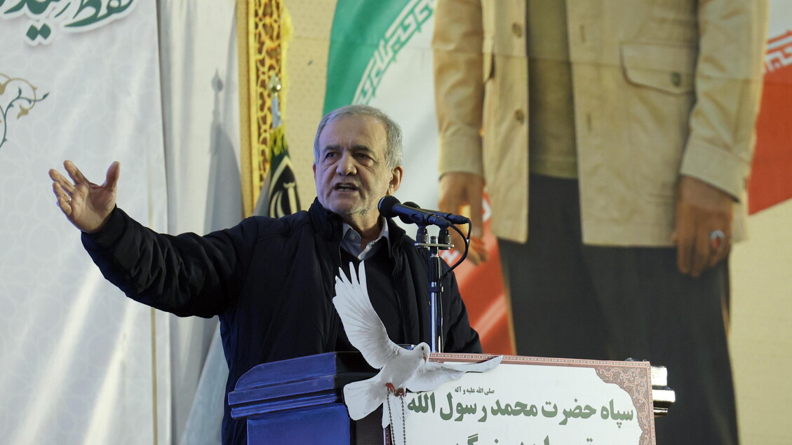 Pezeshkian, ‘ok al dialogo, ma non ci costringano alla sottomissione’