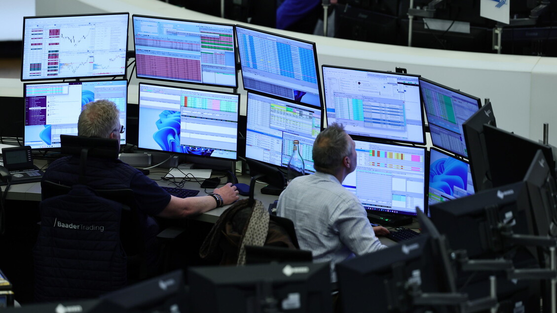 Borsa: l’Europa apre fiacca, si guarda al Medio Oriente