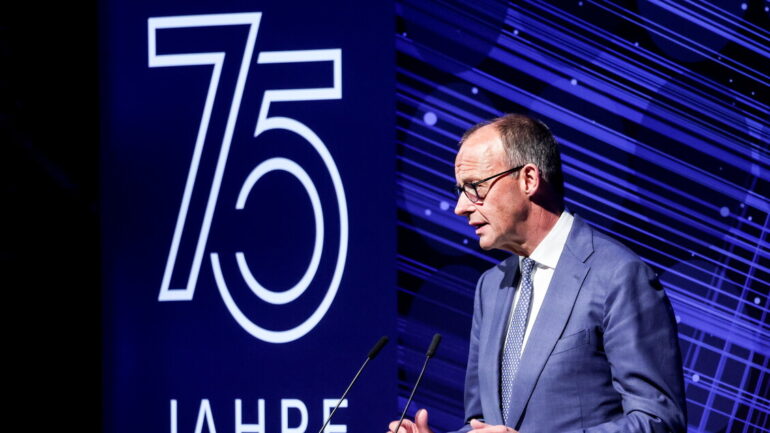 f77ccfdb329d7545c3619b8b80e7a785