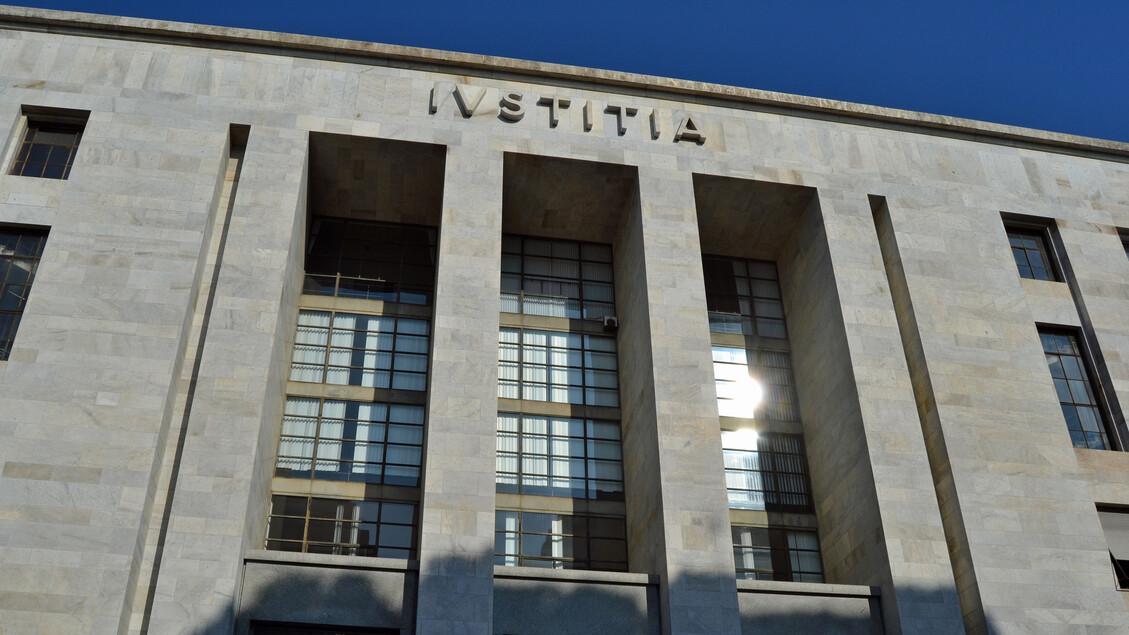 ‘Schiavi per costruire Consolato Usa a Milano’, fermato manager Caddell