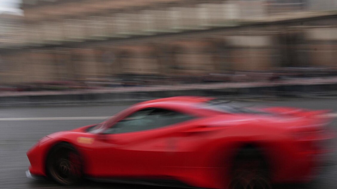 Ferrari, ricavi +3% a 1,8 miliardi nel primo trimestre, 413 milioni l’utile