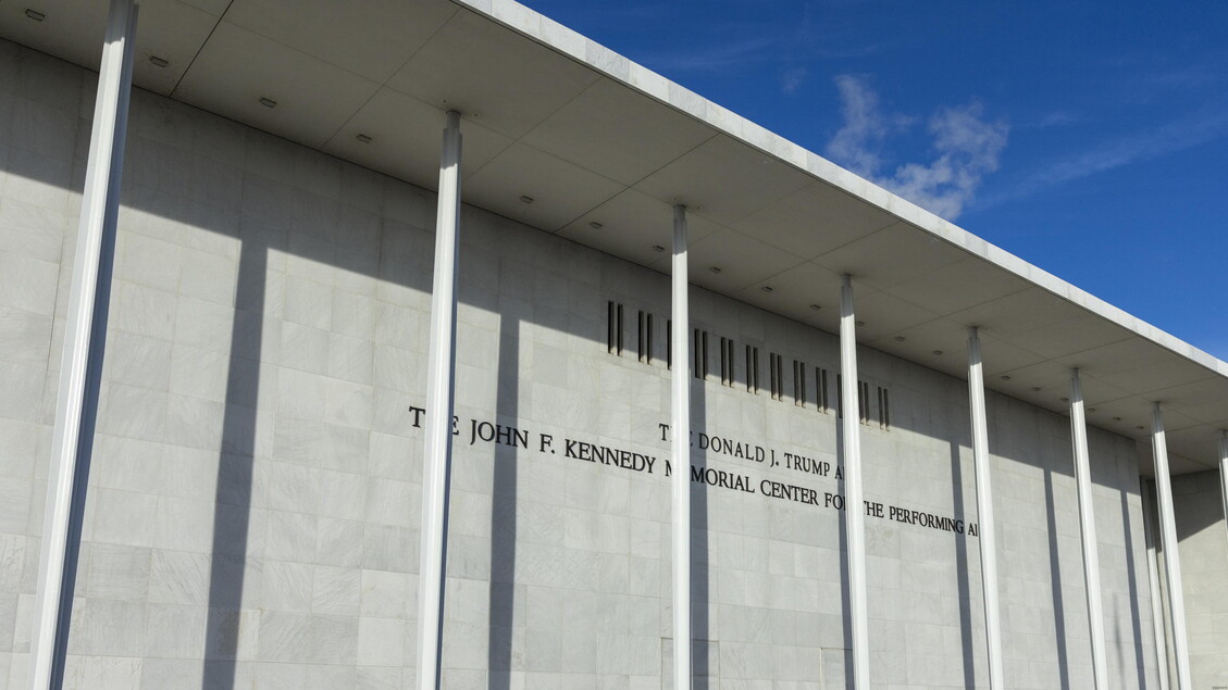 Trump, ‘non mi occuperò più del Kennedy Center, lo farà il Congresso’