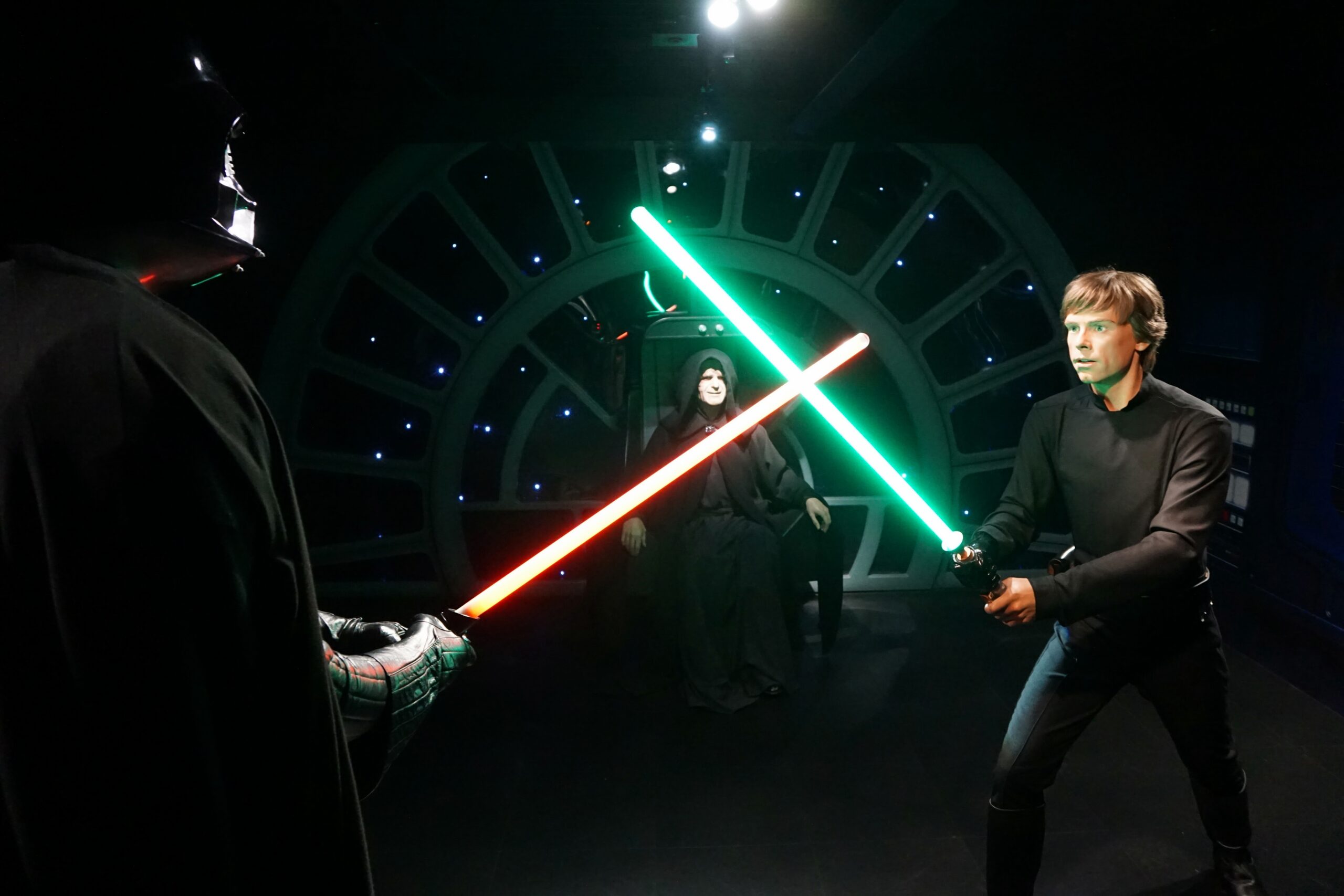 Star Wars characters at Madame Tussaud scaled