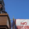 I leader di New York varano la tassa sui pied-a-terre milionari