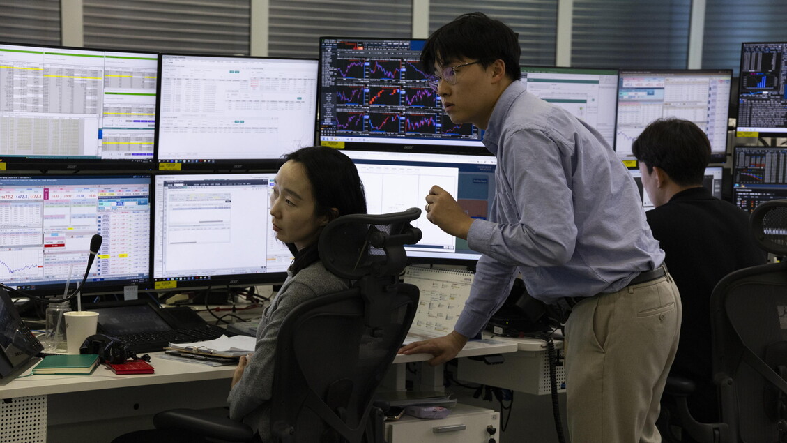 Borsa: l’Asia chiude in rialzo, si guarda al Medio Oriente
