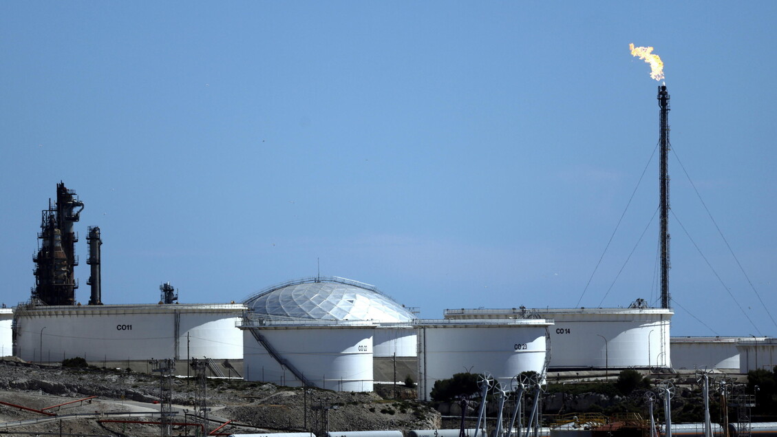 Il petrolio è in ribasso, Wti a 72,66 dollari
