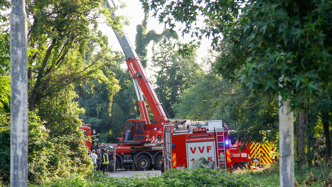 Ragazzi morti in un canale, arrestato conducente dell’auto