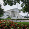 Corte Suprema Usa, voti per posta possono arrivare anche dopo l’Election Day