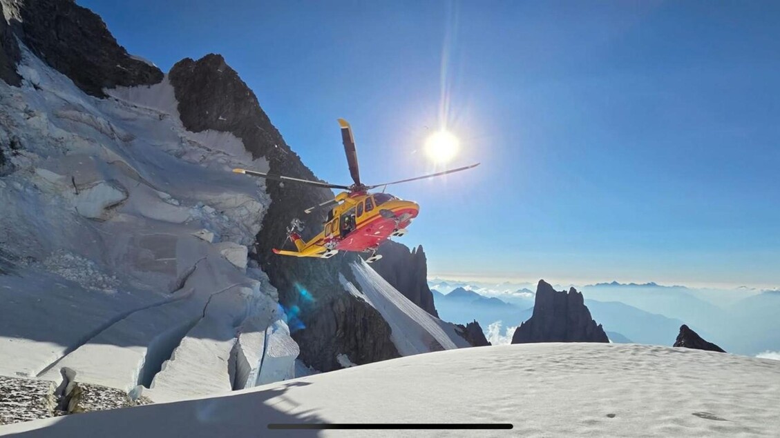 Morto un altro alpinista su Monte Bianco, è il settimo in 24 ore