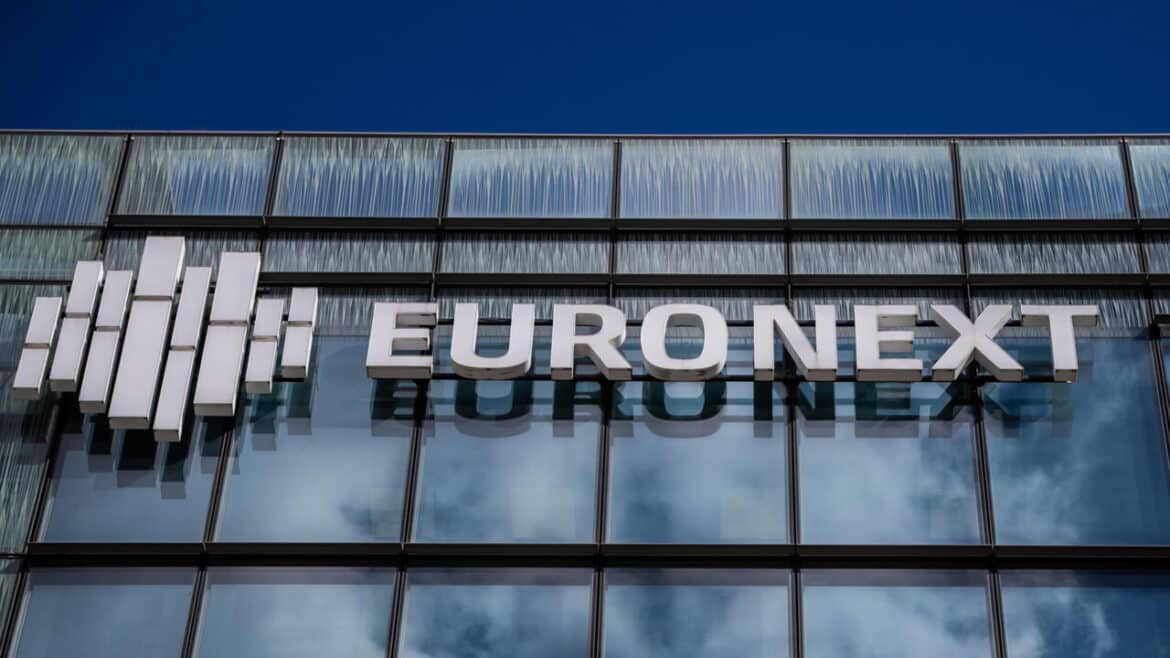 Borsa: l’Europa frena dopo il rialzo della Bce, Milano invariata