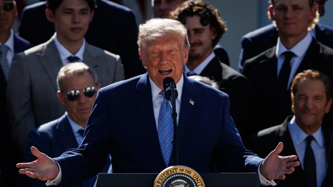 Trump minaccia l’Ue con dazi, ‘la pagherà, revochi multe a società Usa’