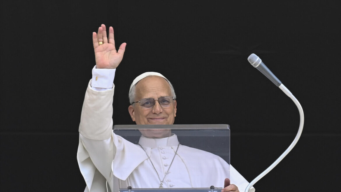 Il Papa, ‘io figlio di una grande nazione plasmata dagli immigrati’