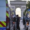 L’accoltellatore di Parigi, ‘Allah mi ha mandato per uccidere delle donne’