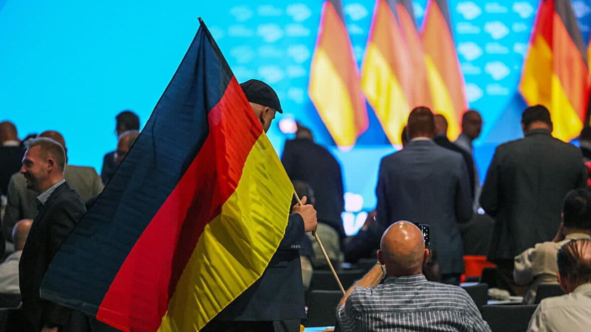 Sondaggio, ‘AfD per la prima volta in testa a Berlino a due mesi dal voto’