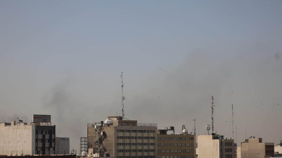 Israele, ‘pronti ad attaccare l’Iran una terza volta, se necessario’