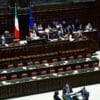 L’Aula della Camera nega alla Procura l’acquisizione delle chat su Delmastro