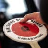Sequestra e violenta per ore ragazza conosciuta sui social